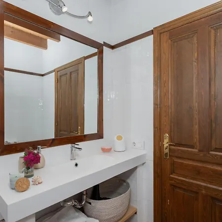 Entrenueces Appto 3 *